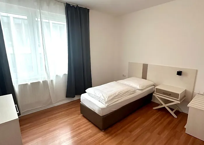 Benztown Gaestehaus Hotel